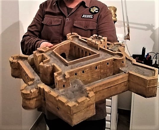 Un nuovo progetto per il Gruppo Archeo Brindisi: sul lungomare sarà esposto un plastico del Castello Svevo