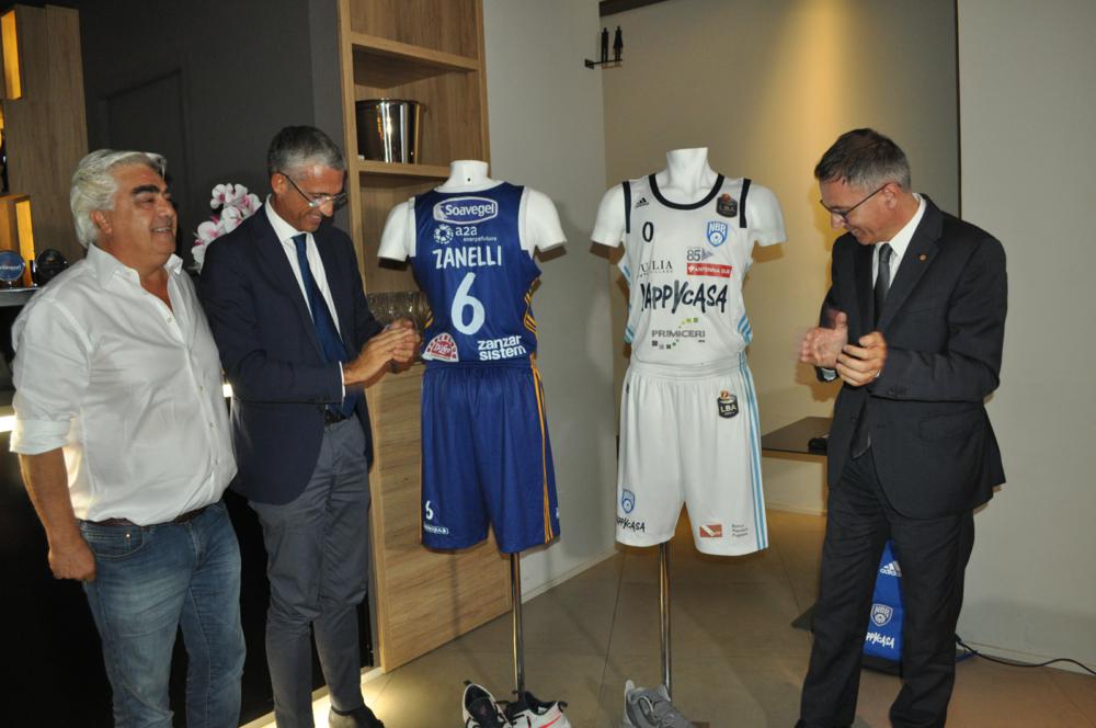 adidas store brindisi