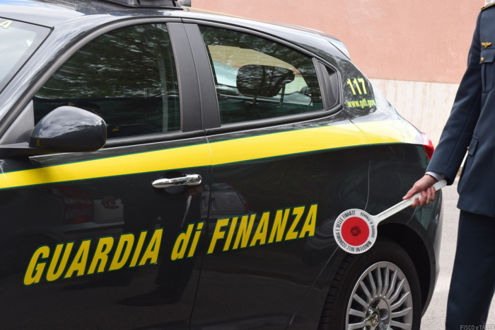 Contraffazione vini pregiati: arresti e perquisizioni in tutta Italia. Interessata la provincia di Brindisi