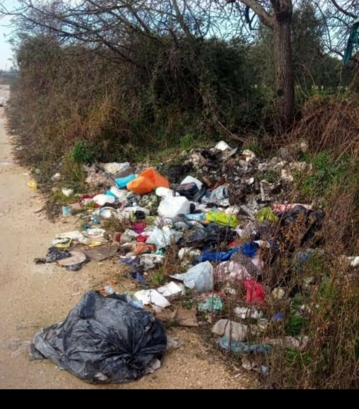 Latiano, Coalizione Ruggiero: “Troppi rifiuti nelle campagne, bastava (rac)cogliere le opportunità”
