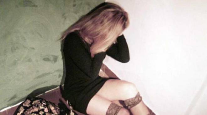 Sesso al Canale Patri: prostituta derubata dopo la prestazione con due ragazzi
