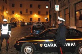 carabinieri-notte-Bari-vecchia