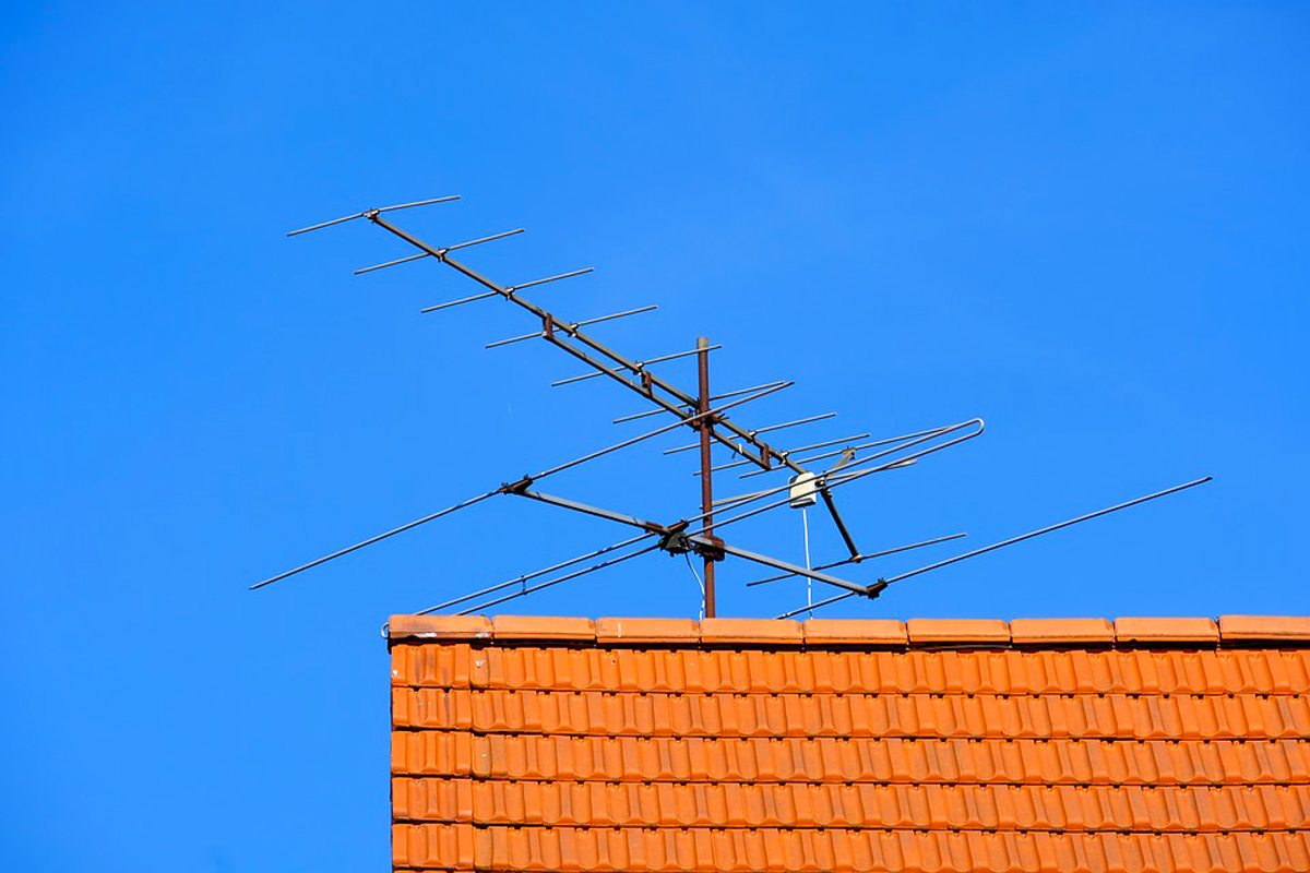 Installare l’antenna per la ricezione del segnale radiotelevisivo